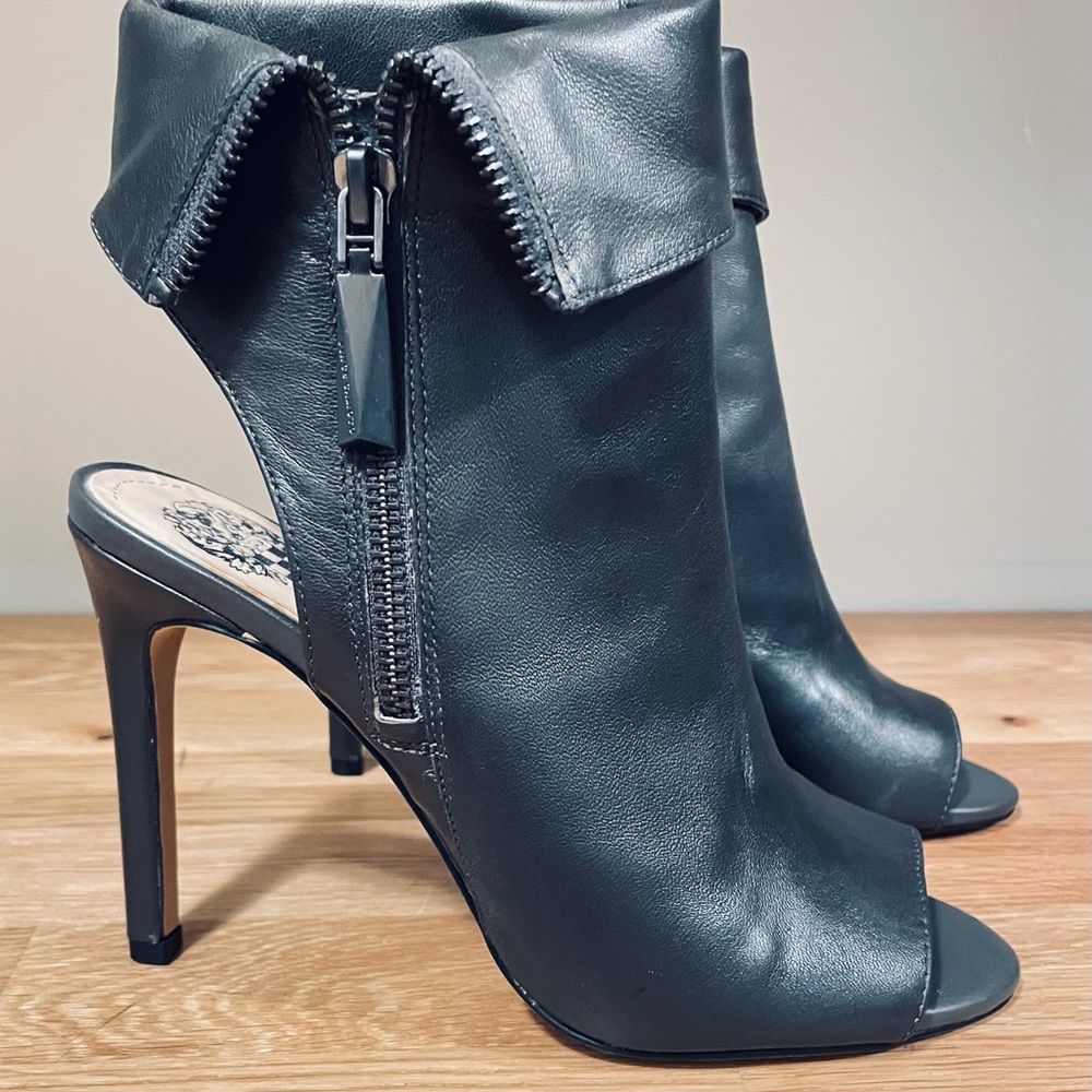 NWOT Vince Camuto Peep-Toe Ankle Boots